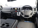 当店では中古車でも残価設定型ローンで乗れます。また当店ではご購入のお車(ガソリン国産車)全て次回お乗り換えまでオイル交換無料となります。