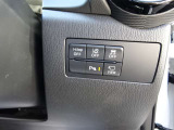 様々な安全装備がお客様の運転をサポートしてくれます。