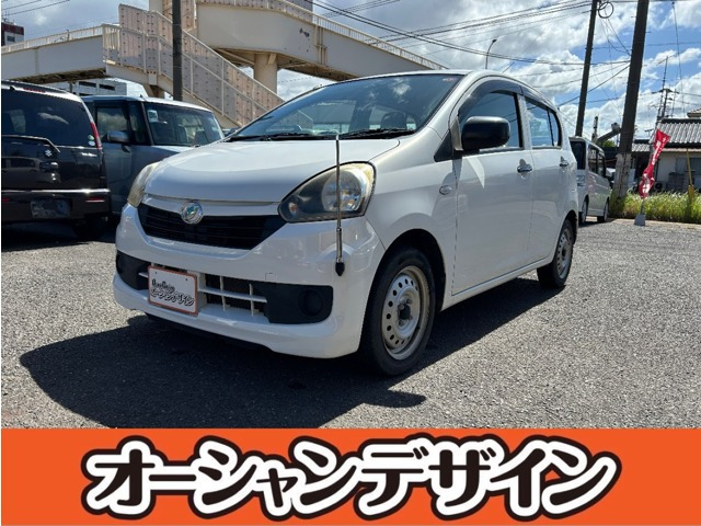 ミライースD
