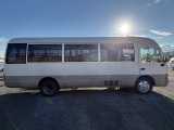 お客様が安心して中古車を購入できるよう、中古車の価格や品質の適正な情報を提供し、近年問題となっております修復暦の偽り・メーター改ざん車の排除に努めています。