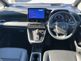 ノア 1.8 ハイブリッド S-Z E-Four 4WD 修復歴無し