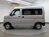 届け出済み未使用車とは既にナンバーを取得しておりますが実際に使用していない未使用自動車を表します。