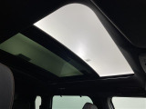アウトランダー PHEV 2.4 P 4WD サンルーフ