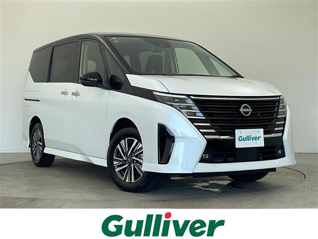 セレナ 1.4 e-4ORCE ハイウェイスターV 4WD 4WD 修復歴無し