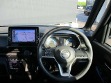 ルークスの運転席廻りになります。