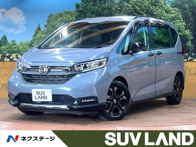 フリード1.5 クロスター ブラックスタイル