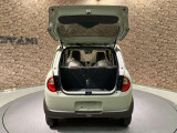 ■充実のアフターサービス■ 車の販売はもちろん、自社整備工場・自社鈑金工場・オイル交換&点検専門店舗を完備しておりますので納車後もお客様のカーライフをトータルでサポートいたします。