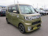 当店展示場では常時50台以上の在庫を展示しており、全車に走行距離及び修復歴を明示しております。長年の実績と経験からお客様に安心と満足をご提供致します。
