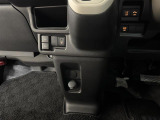 店舗にて現車の確認もいただけますので、お電話で在庫のご確認の上是非ご来店くださいませ。
