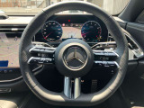 握りやすいハンドルの形状をしておりますので、お客様の運転をサポートしてくれます!