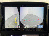 【フロントモニター&サイドモニター】前方のカメラの映像がモニターに映し出すことができます!見えない死角や、障害物との距離感をしっかり確認することができます!駐車が苦手な方におすすめです。