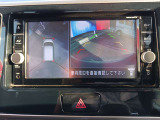 アラウンドビューモニターが装備されてるから、駐車場での車庫入れや、狭い道での走行もカメラで確認が出来るので安心。
