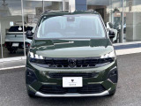 当社の納車前点検・サービスの内容は、車検点検・法定12ヶ月定期点検・油脂類の点検及び交換・バッテリーの点検及び交換等を行い、良好な状態にてご納車させていただきます。