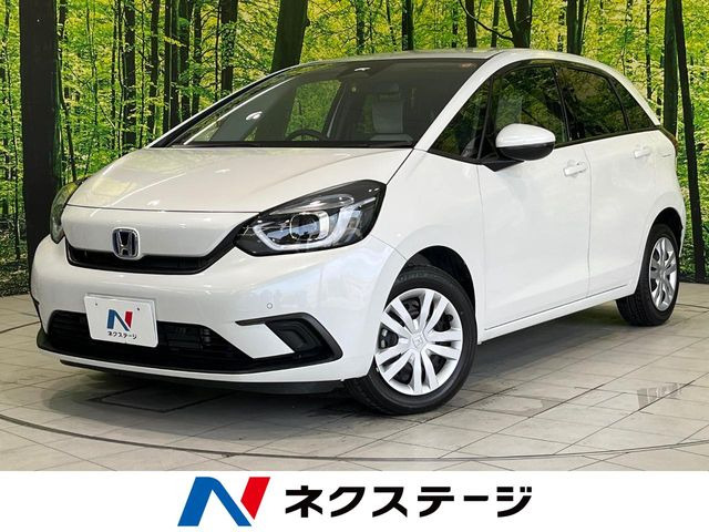 フィット 1.5 e:HEV ベーシック 