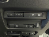 セレナ 1.4 e-4ORCE ハイウェイスターV 4WD 4WD 修復歴無し