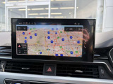 ●MMIナビゲーション『高解像度カラーディスプレイに、Bluetooth(R)接続によるハンズフリー通話機能を搭載しています。』