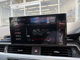 ●マルチカラーアンビエントライト『車内の雰囲気をカスタマイズするための照明機能です。さまざまな色に変更できるLEDライトを使用し、ドライバーや乗客の好みに合わせて車内の雰囲気を演出します。』