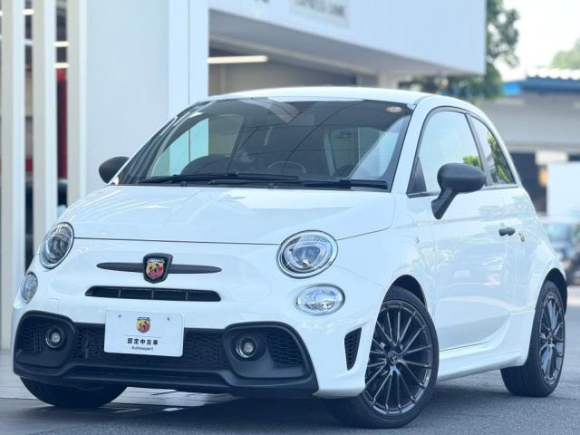アバルト595  F595
