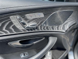 気になる車はすぐにお問い合わせください!画面右側の0066から始まる無料ダイヤルからお問い合わせ下さい!専門スタッフがお車のご質問にお答えいたします!
