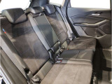 【エアバック】BMWのエアバックやその他の安全装備は、互いに補完しあう事で徹底した安全性を貫きます。万一の事故の際にそれぞれ最適な保護を提供してくれます!