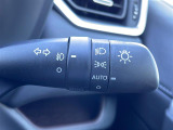 【 オートライト 】オートライトなのでライトの点け忘れを気にすることなく運転が出来ます♪//