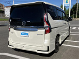 セレナ 1.2 e-POWER ハイウェイスター V アーバンクロム 