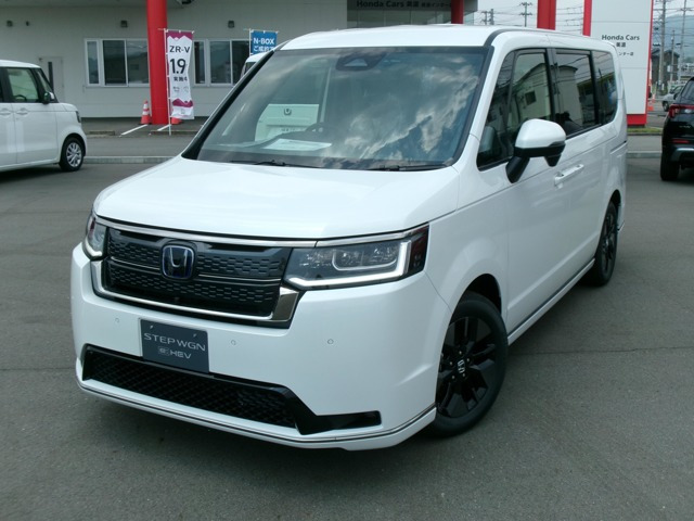 ステップワゴン  2.0 e:HEV スパーダ
