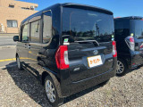 新車.中古車販売車両全て下廻り洗車、錆止め作業をやらせていただきます。