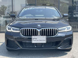 サービスにはドイツ本国と同様に教育と訓練を受け、BMWを知り尽くした「マイスターメカニック」が数多く在籍しております。納車前点検整備で、お客様に安心と安全をお届けいたします。