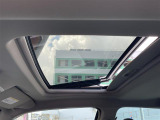 300C 5.7 HEMI 本革シート サンルーフ