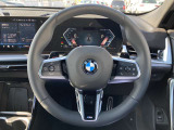 BMWのかっこいいステアリングでドライブを素敵な時間に。。。☆