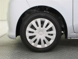 タイヤサイズは 155/65 R14 です。