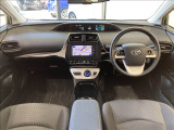 プリウス 1.8 S セーフティ プラス 安全装置 社外ナビ ETC Bカメラ 禁煙車