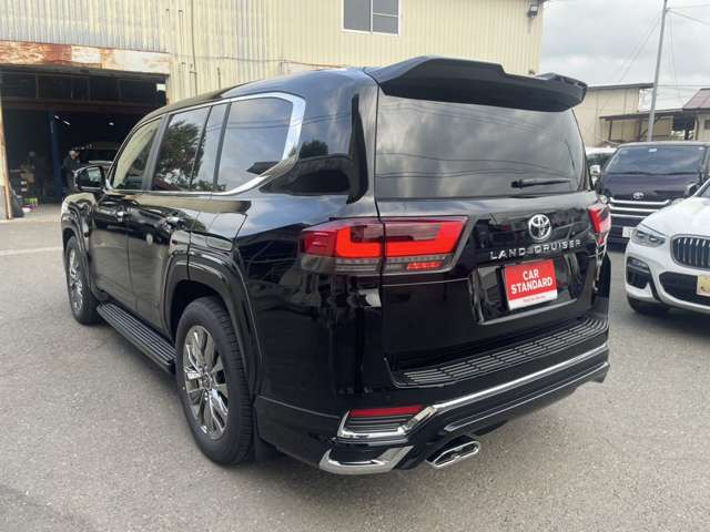 トヨタ ランドクルーザー300 3.3 ZX ディーゼル 4WD /モデリスタ