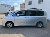 この車両は内装・外装共に非常に綺麗な車で、弊社としても特に自信を持ってご案内させて戴きます。是非とも実車をご覧頂きたい一台です。