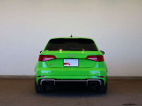 Audi RS 3 Sportback/マトリクスLEDヘッドライト/アルミホイール 5アームローターデザイン マットチタンルック 8J x 19 (Audi Sport)235/35 R19 タイヤ