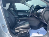 ジープの認定中古車は、新車登録9年以内、走行距離無制限の質の高い車両だけを厳選し、専門のサービスエキスパートが精密なコンディションチェックを実施。
