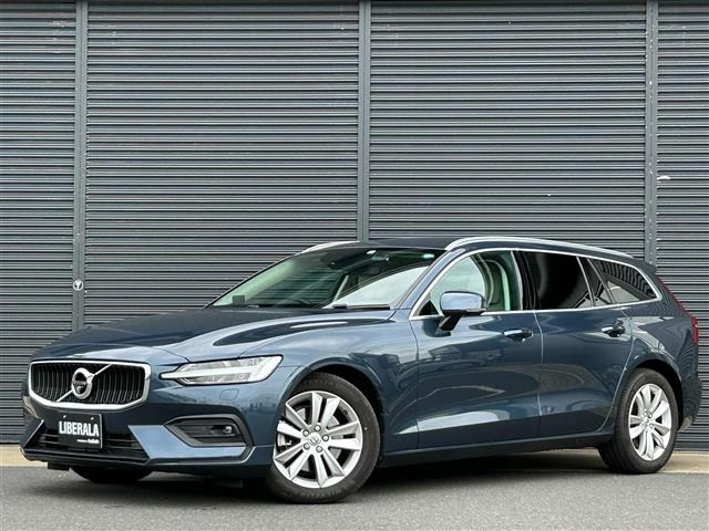 V60T5 モメンタム本革シート ワンオーナー