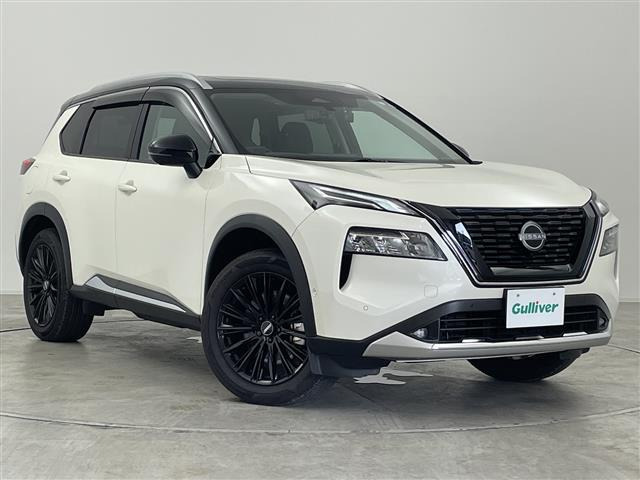 エクストレイル 1.5 G e-4ORCE 4WD 4WD 本革シート