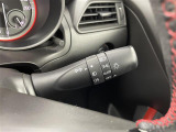 【オートライト(AUTO)】外の明るさをシステムが感知して、自動でヘッドライトが点灯します!ヘッドライトをつけ忘れを防ぐ便利機能です。