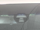 【シティブレーキアクティブシステム】低速走行中に前方の車両等を認識し、衝突しそうな時は警報とブレーキで衝突回避と被害軽減をアシスト。より安全にドライブをお楽しみいただけます。