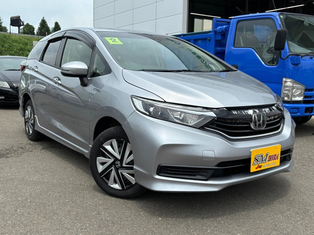 シャトル 1.5 ハイブリッド ホンダセンシング 4WD 