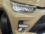 【シーケンシャルターンランプ付きLEDヘッドライト】人気の『流れるウィンカー』付きのLEDヘッドライトを装備♪高級感はもちろん、点灯時は存在感たっぷりで他車からも認識されやすく安心です。