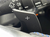 【パドルシフト(AT車)】MT車と同じように好きなギアで走ることができます!ステアリングから手を離さずに指先だけでシフト操作ができ、よりスポーティな走りをお楽しみいただけます。