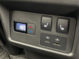 気になる車はすぐにお問い合わせください!画面右側の0066から始まる無料ダイヤルからお問い合わせ下さい!専門スタッフがお車のご質問にお答えいたします!