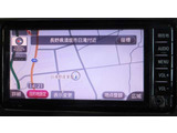 ナビは純正品。ワンセグテレビ・CD・Bluetooth・SDオーディオ・スマホ・外部入力・ハンズフリー電話対応。