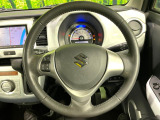 【純正革巻きステアリング】上質な革を使用することで、手にしっかり馴染みとても運転しやすいハンドルです♪