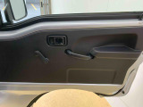 360°viewはお手持ちのスマホやパソコンでそのまま見ることができます。画面を動かしてぜひみてください。できるだけ運転席の目線になるように撮影する際はを心がけております。