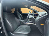 GLAクラス GLA200d 4マチック AMGライン 4WD 4WD サンルーフ
