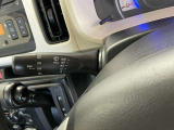 納車前に自社工場にて12ヶ月点検をベースに入念なチェックを行ないます。消耗箇所等がございましたら交換を行いますので、安心してお乗り頂けます。